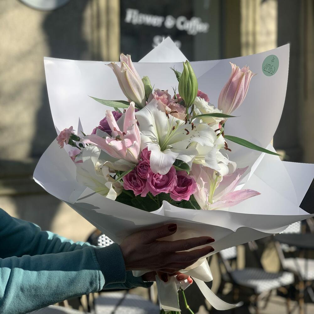 Lily composition