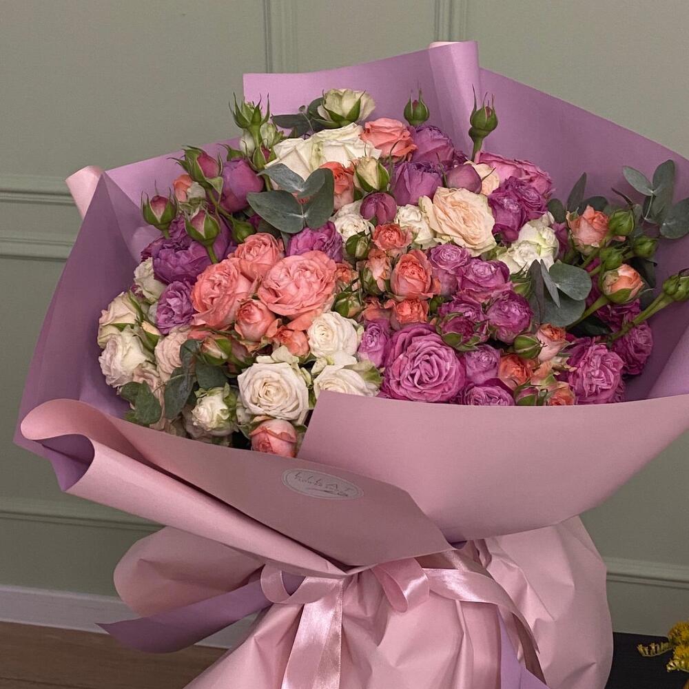 Mix Bouquet of Peony Spray roses